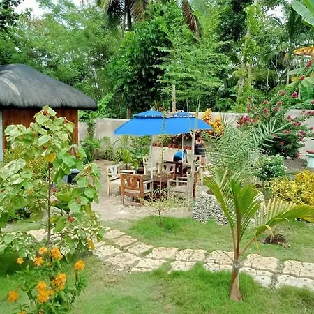 Petit Coin De Paradis